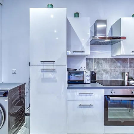 Apartament Le Centre 2 *